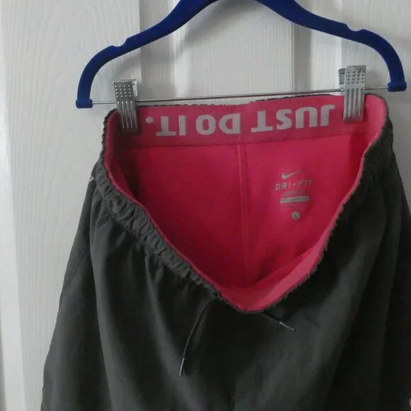 Girls Gray Nike Running Shorts w/Pink Foldover Waistband Sz L - Picture 3 of 11